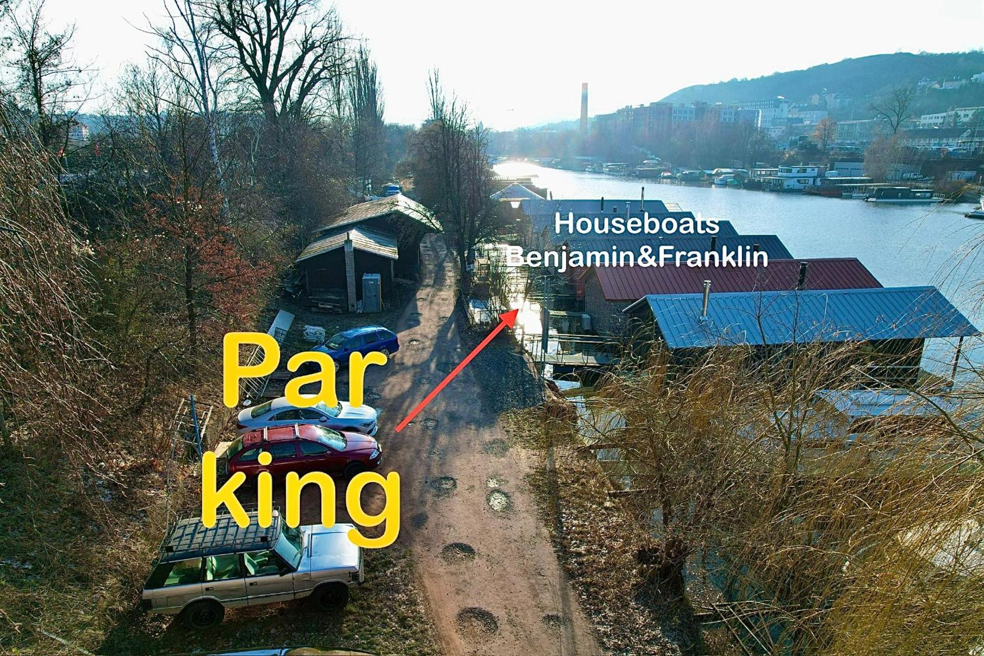 Houseboat Benjamin - Houseboats Benjamin & Franklin Prag